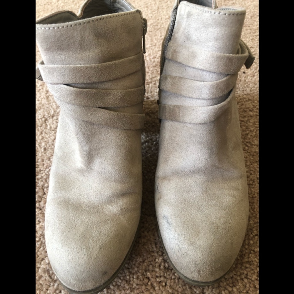 Tan booties - Picture 2 of 5